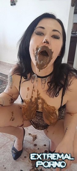 LiliXXXFetish - Sexy Scat, Smearing and Poo Play (ScatShop)